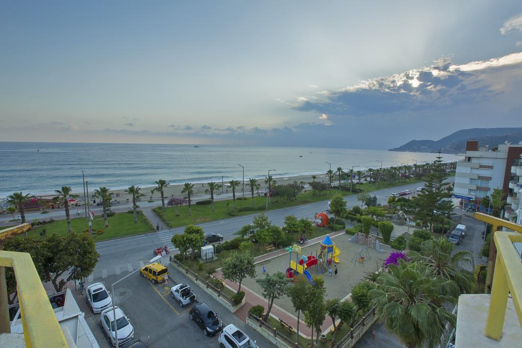 Kleopatra Alis Hotel Alanya Exterior photo