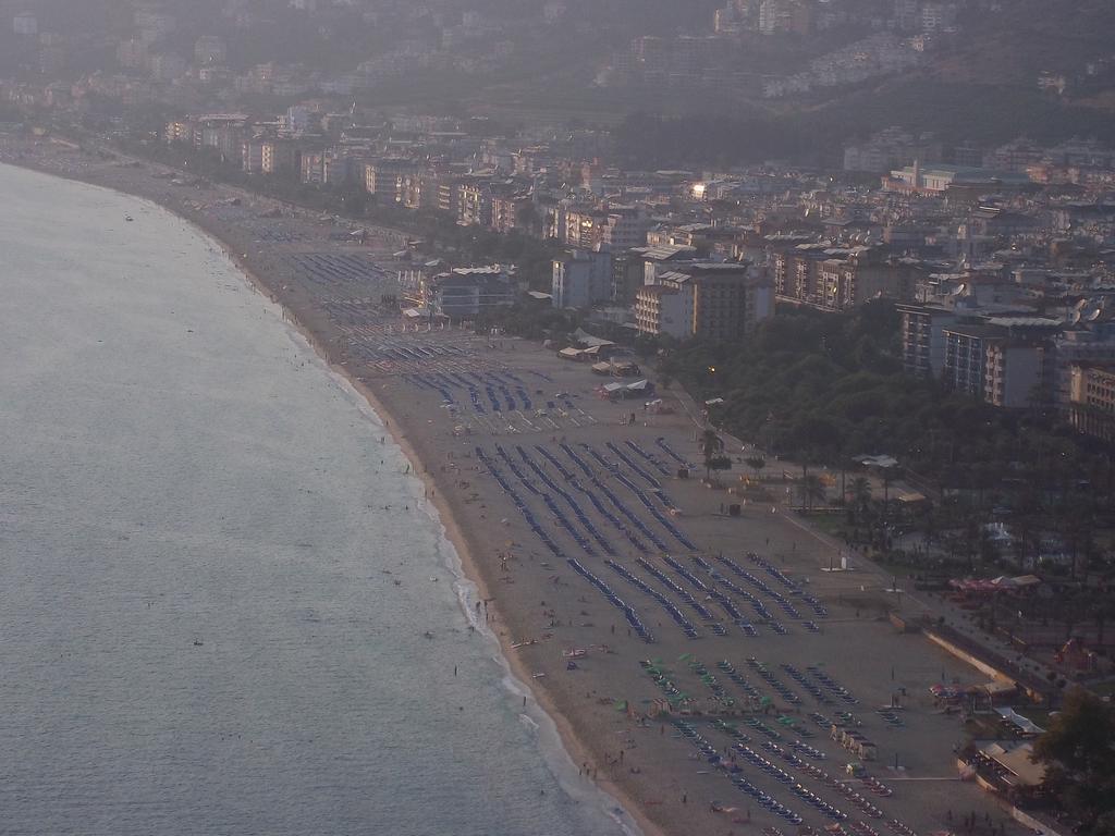 Kleopatra Alis Hotel Alanya Exterior photo